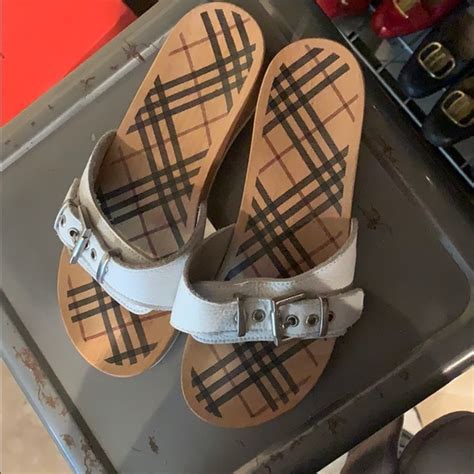 burberry flip flops|burberry diamond flip flops.